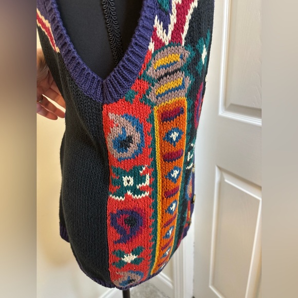 CHU Colorful hand Knit grandma cardigan Vest Size Small. - Picture 3 of 8